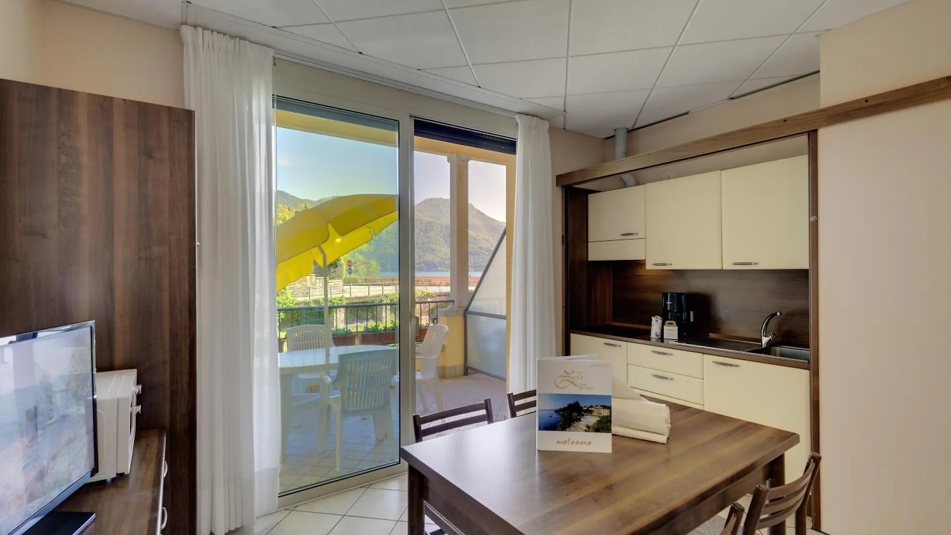 ורבאניה Hotel Residence Zust 3*,  איטליה