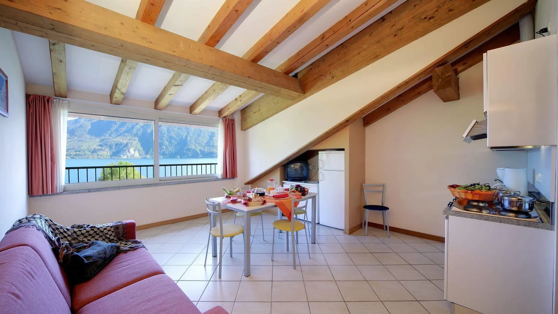 ורבאניה Hotel Residence Zust